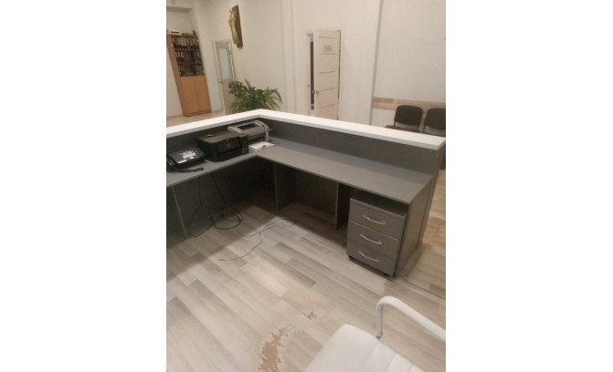 Стойка ресепшн для секретаря под заказ